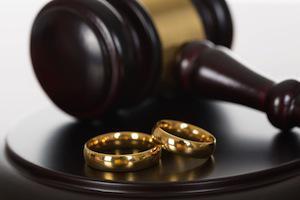 Prepare and Protect Yourself During a Divorce